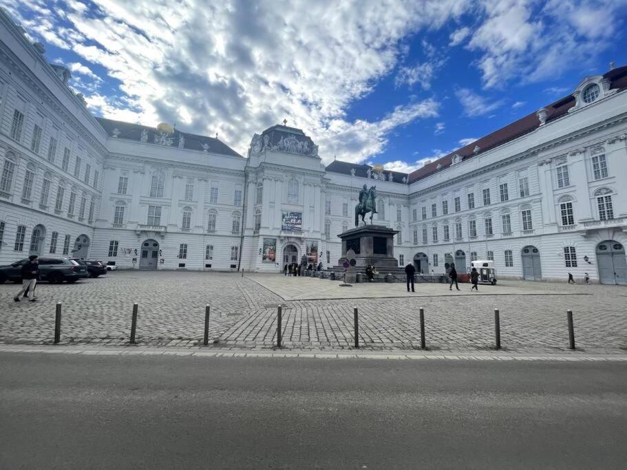 Datri Petite Suite 9 Vienna Exterior photo